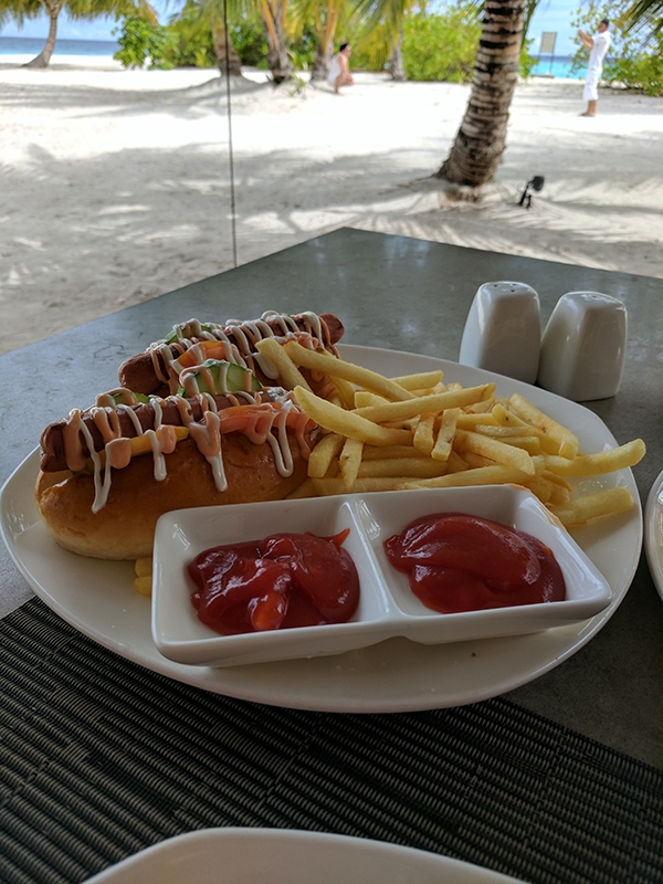NH Collection Maldives Havodda Lunch