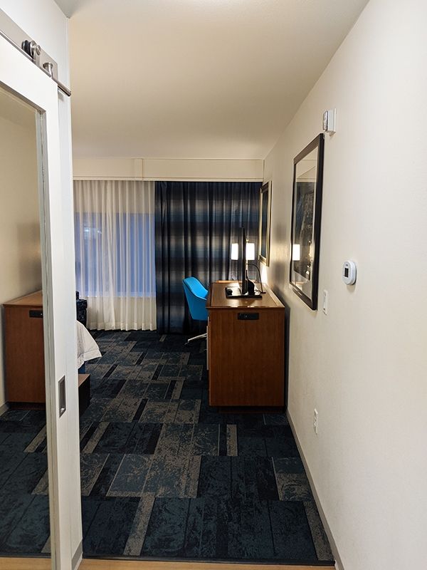 Hampton Inn & Suites Entryway